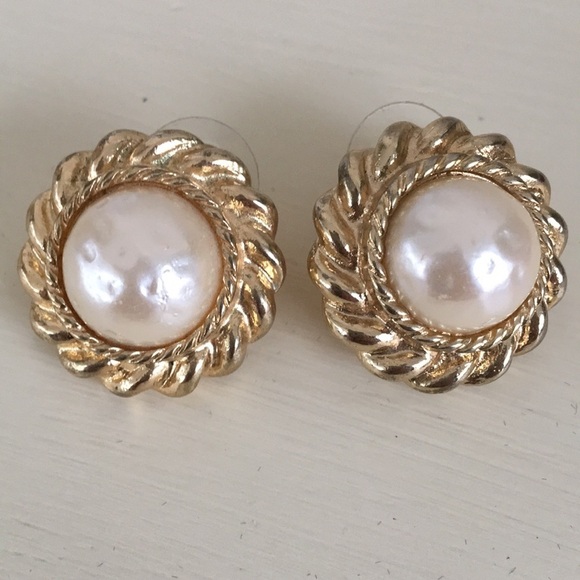 Gold Faux Pearl Pierced Earrings - Picture 8 of 8
